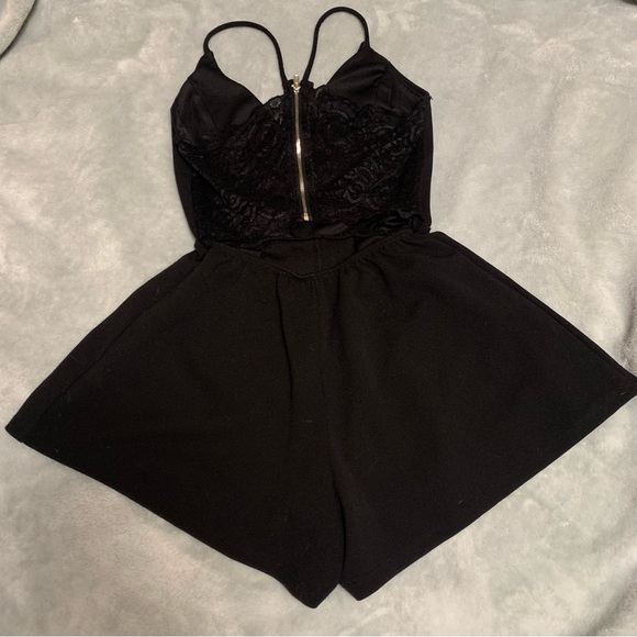 Size small black lace back romper - Picture 2 of 2